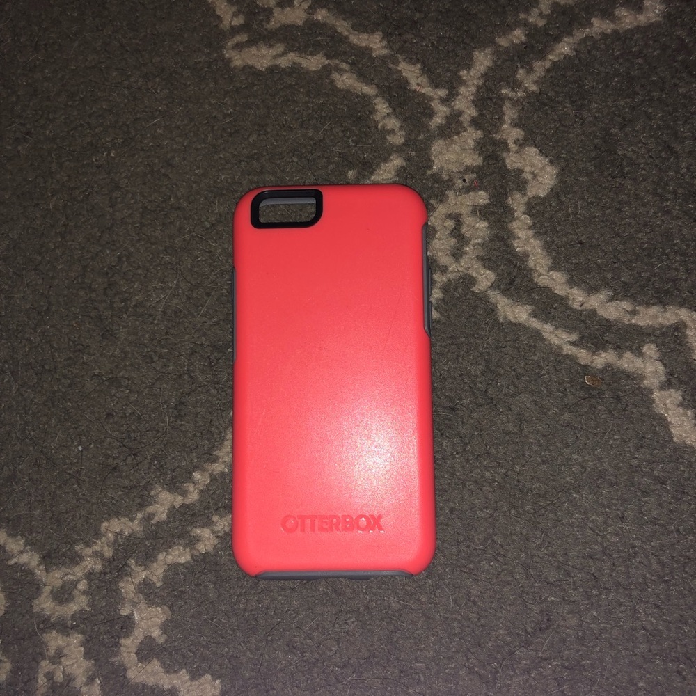 Otterbox IPhone 6s case